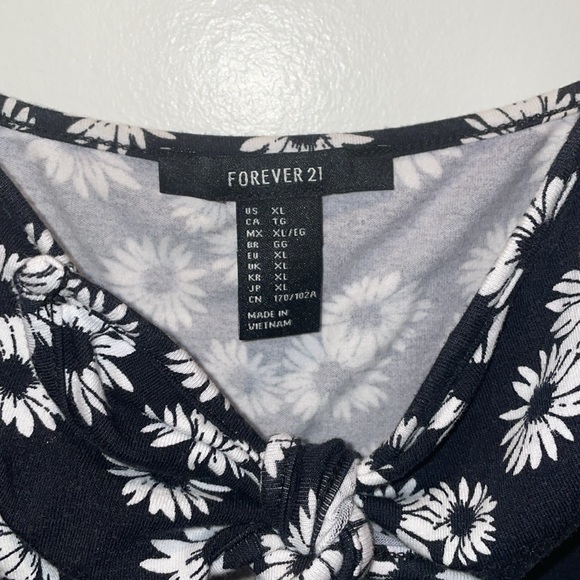 Forever 21 Black and White Sunflower Crop Tank Top with Tie Front - Picture 3 of 5